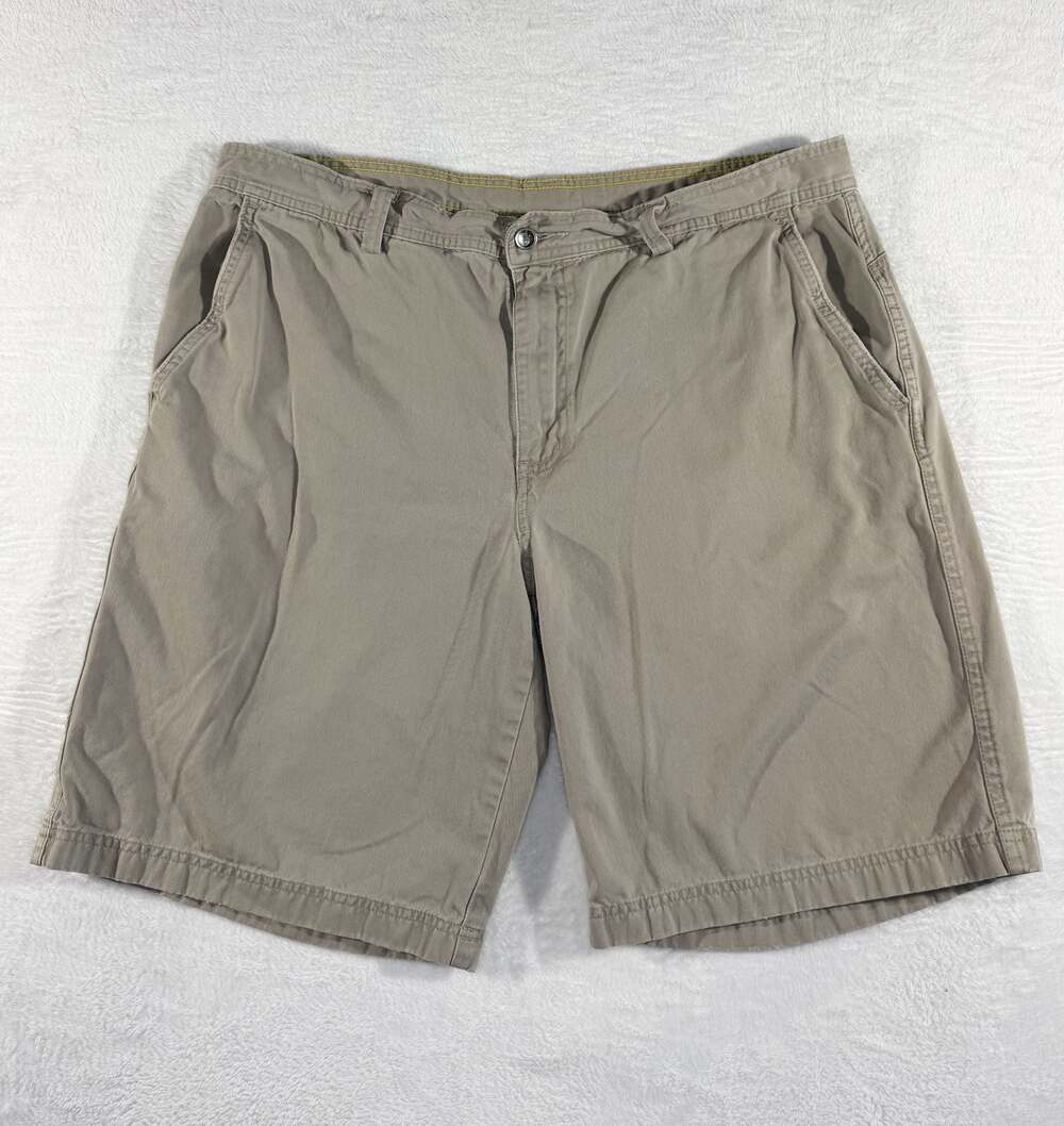 The North Face Men's Khaki Cotton Cargo Shorts Size 38